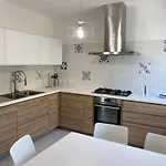 아파트 Residenza Al Mare A Calalunga Di *