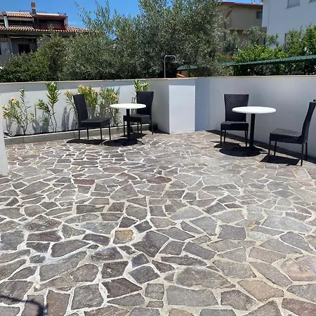 Apartman Residenza Al Mare A Calalunga Di